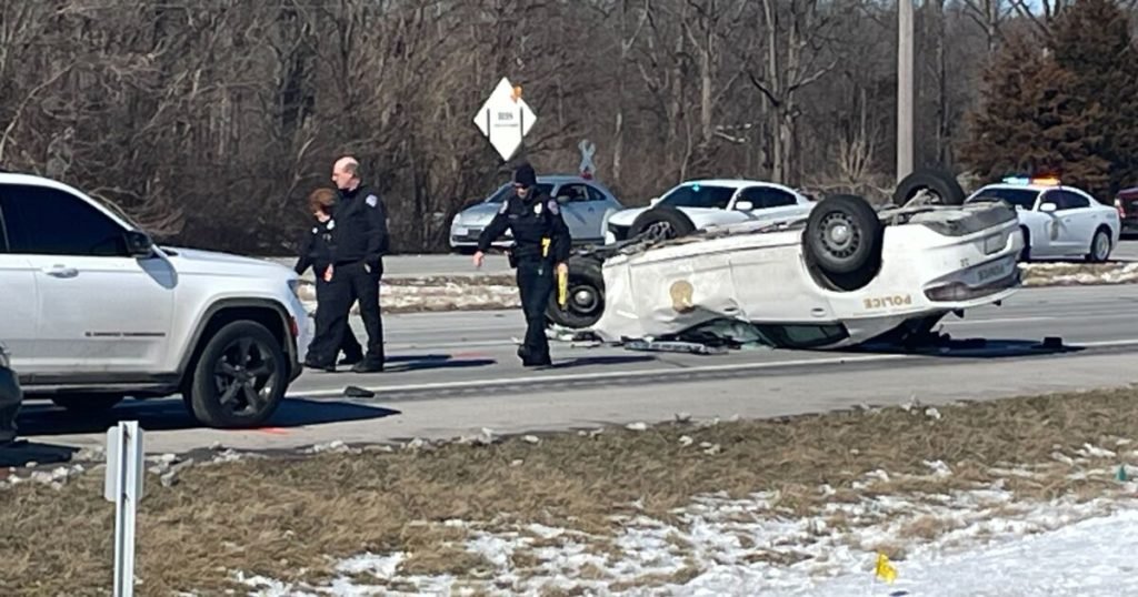 Two IMPD officers involved in southwest side crash, 1 in critical condition - WRTV Indianapolis