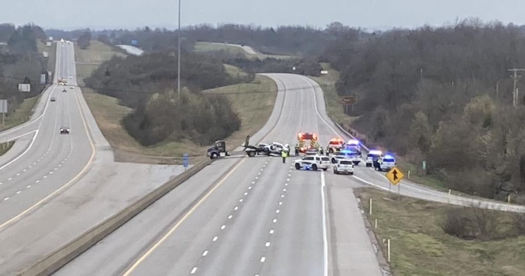 Fatal two-car collision shuts down I-75 | News | richmondregister.com - Richmond Register