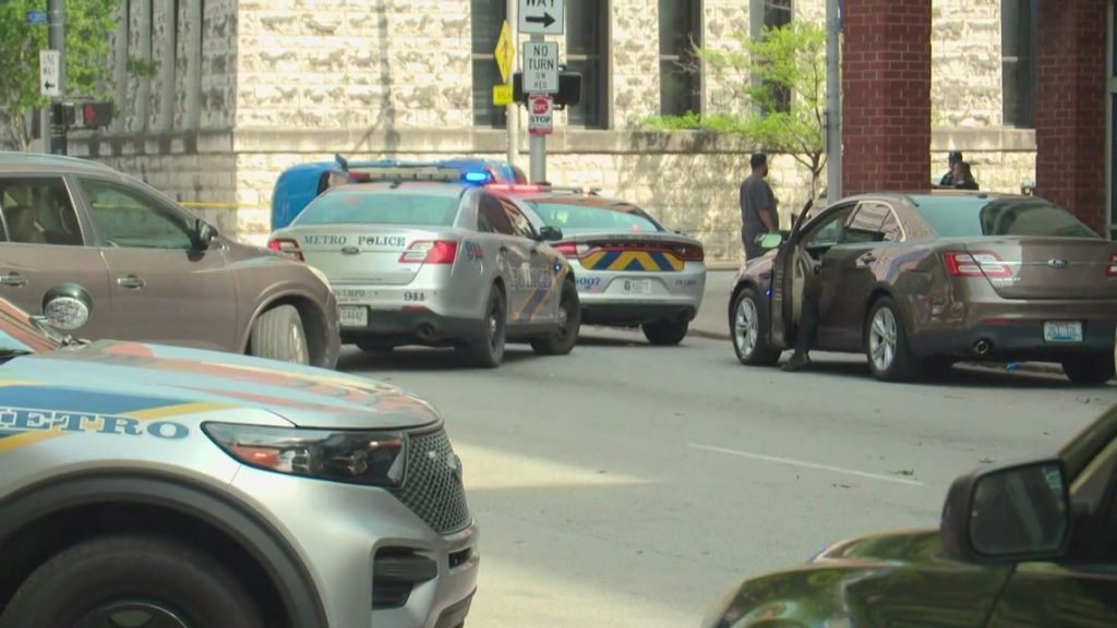 LMPD investigating car accident in downtown Louisville - WHAS11.com