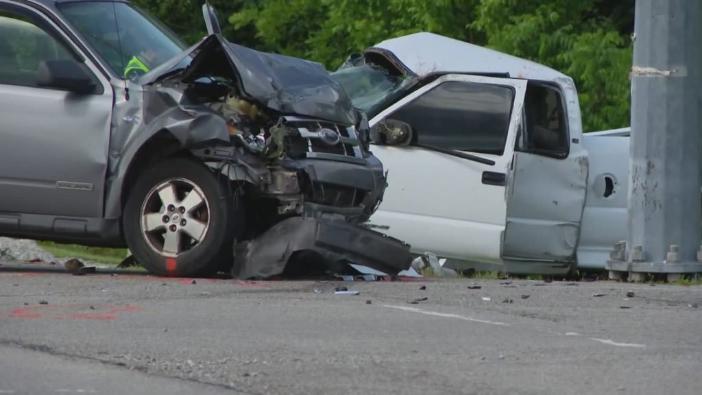Police: Two elderly people dead after car crash in Bullitt County - WHAS11.com