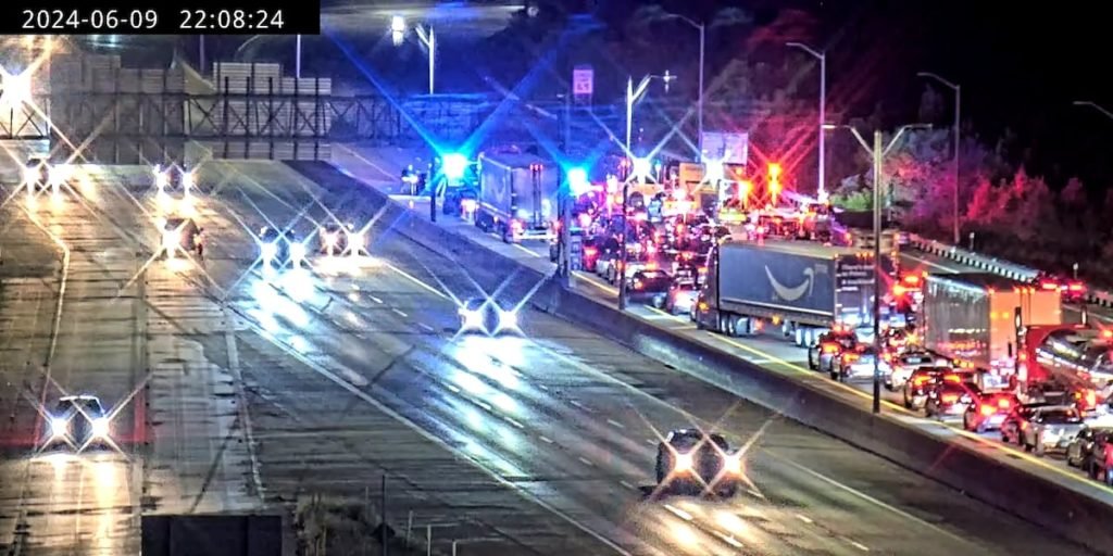 SB I-71/75 reopens after NKY crash closes it for hours overnight - FOX19